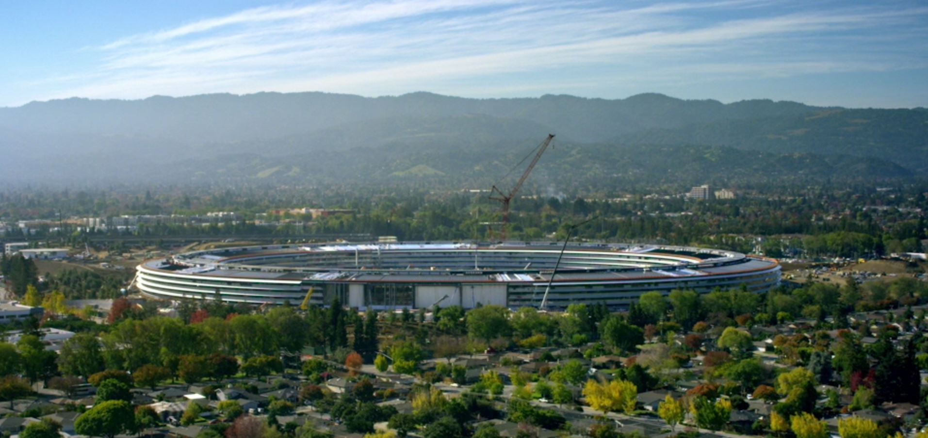 Vista edificio principal Apple Park