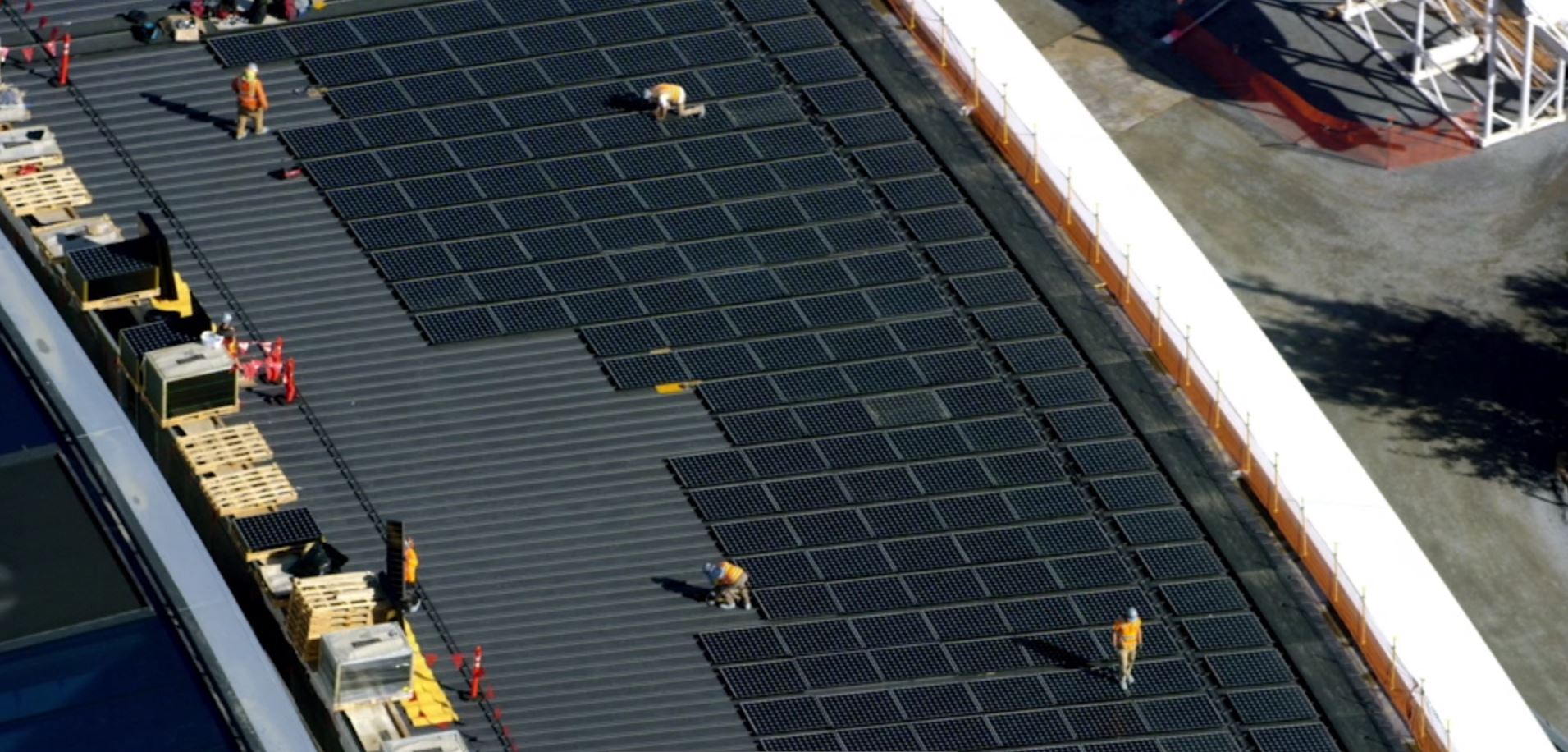 Paneles solares en cubierta apple park